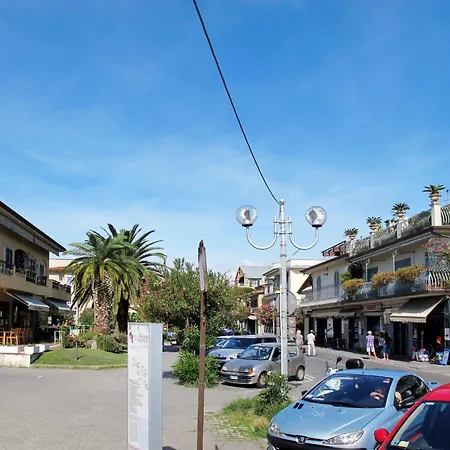 La Casa Di Alice By Interhome Апартаменты Чинкуале